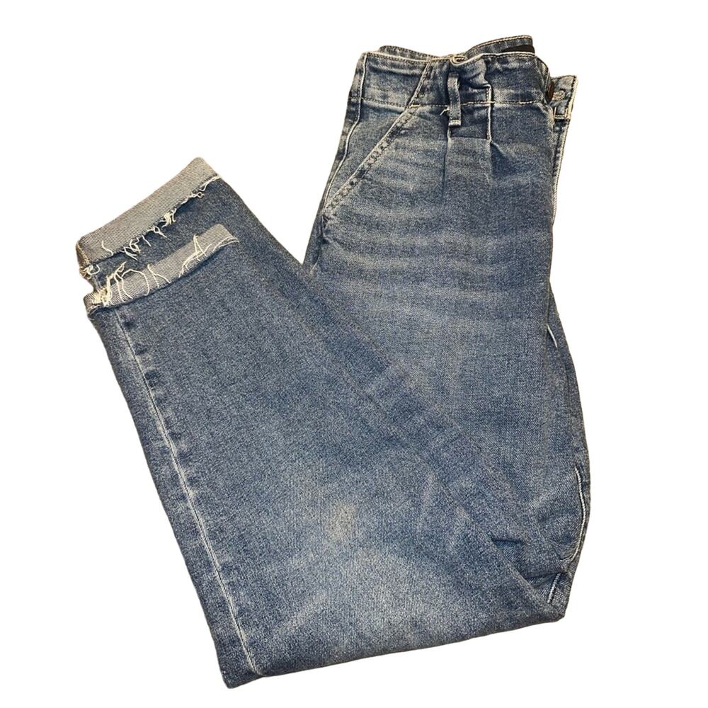 Hollister Ultra High Rise Mom Jean Size 28 Vintage Stretch